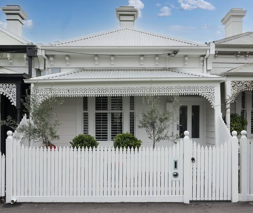 Albert Park Bayside Brilliance Grhm Villa Melbourne Exterior photo